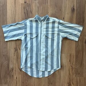 Vintage Levi's Silver Label Mens Striped‎ Short Sleeve Button Down Shirt Gray